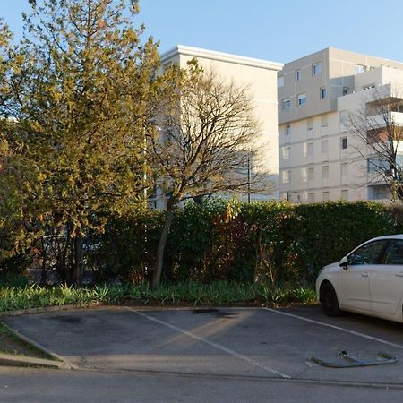 1A6-Cinema-Netflix-Parking-Fibre Offert Montpellier Exterior photo
