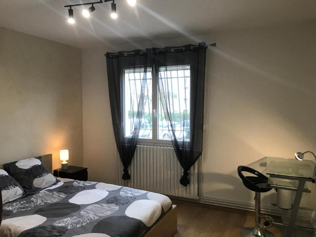 1A6-Cinema-Netflix-Parking-Fibre Offert Montpellier Exterior photo