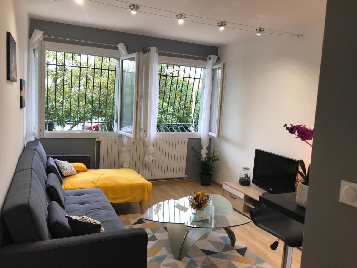 1A6-Cinema-Netflix-Parking-Fibre Offert Montpellier Exterior photo